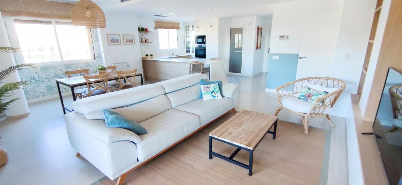 Apartamento Lagos Del Castillo By Denia Costa Esterno foto