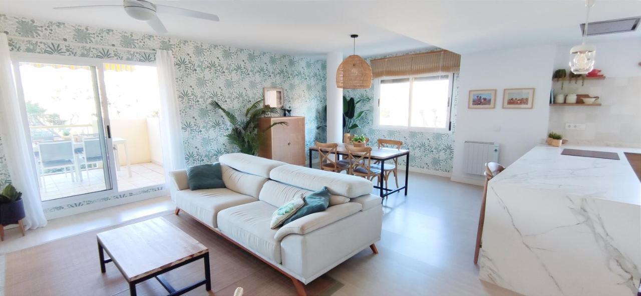 Apartamento Lagos Del Castillo By Denia Costa Esterno foto
