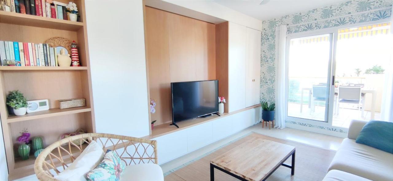 Apartamento Lagos Del Castillo By Denia Costa Esterno foto