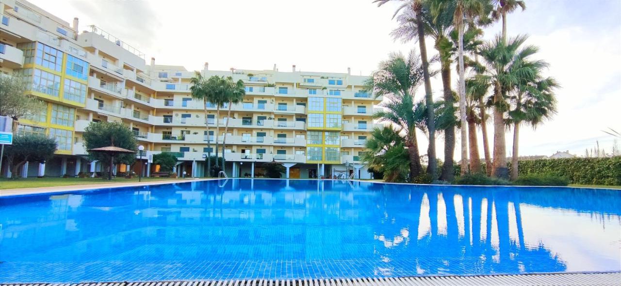 Apartamento Lagos Del Castillo By Denia Costa Esterno foto